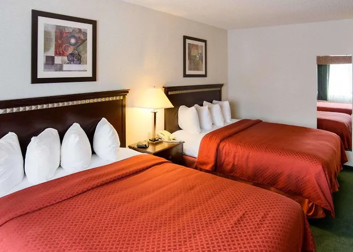 Quality Inn Near Northtown Mall & National Sports Center