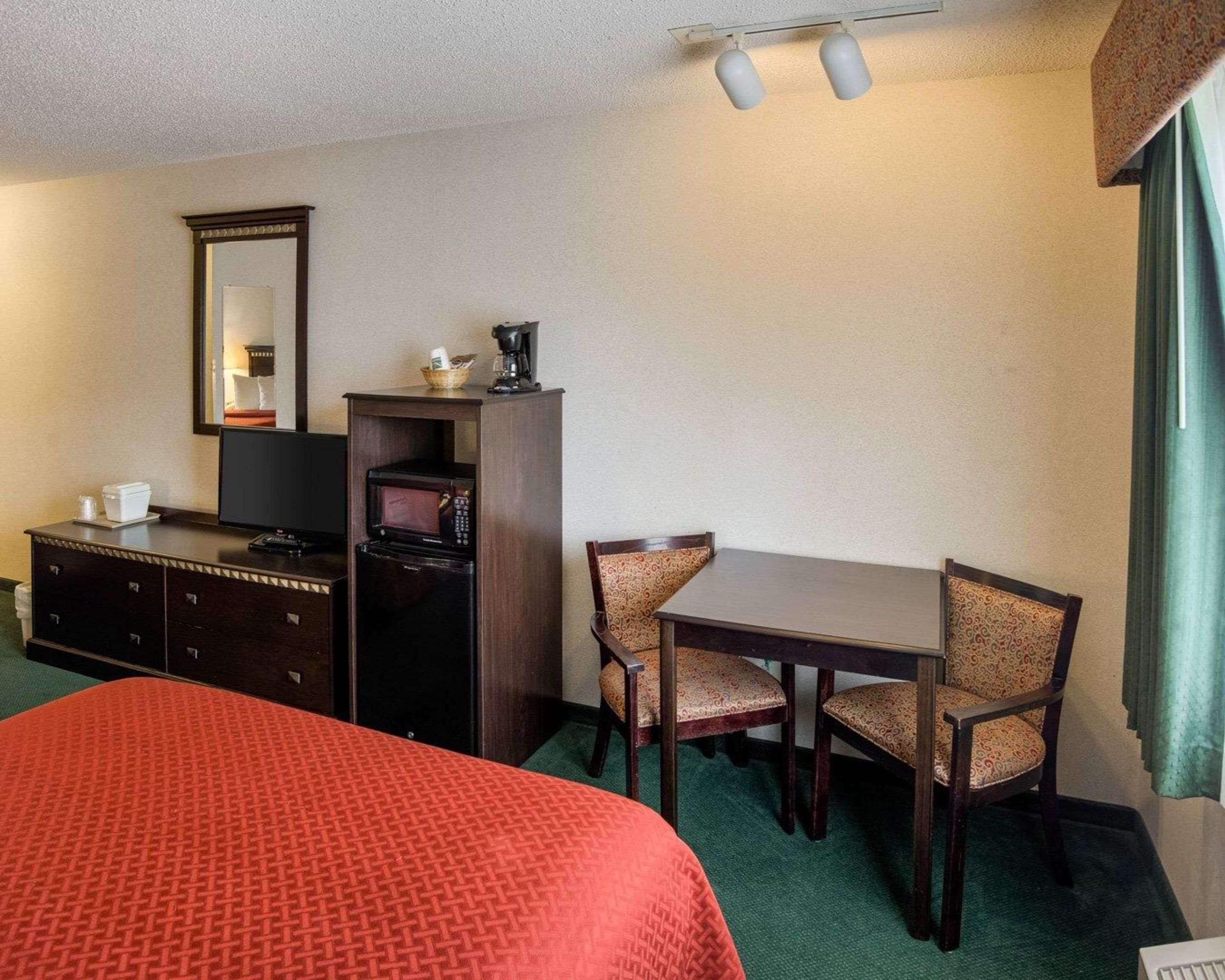 Quality Near Northtown Mall & National Sports Center 2*