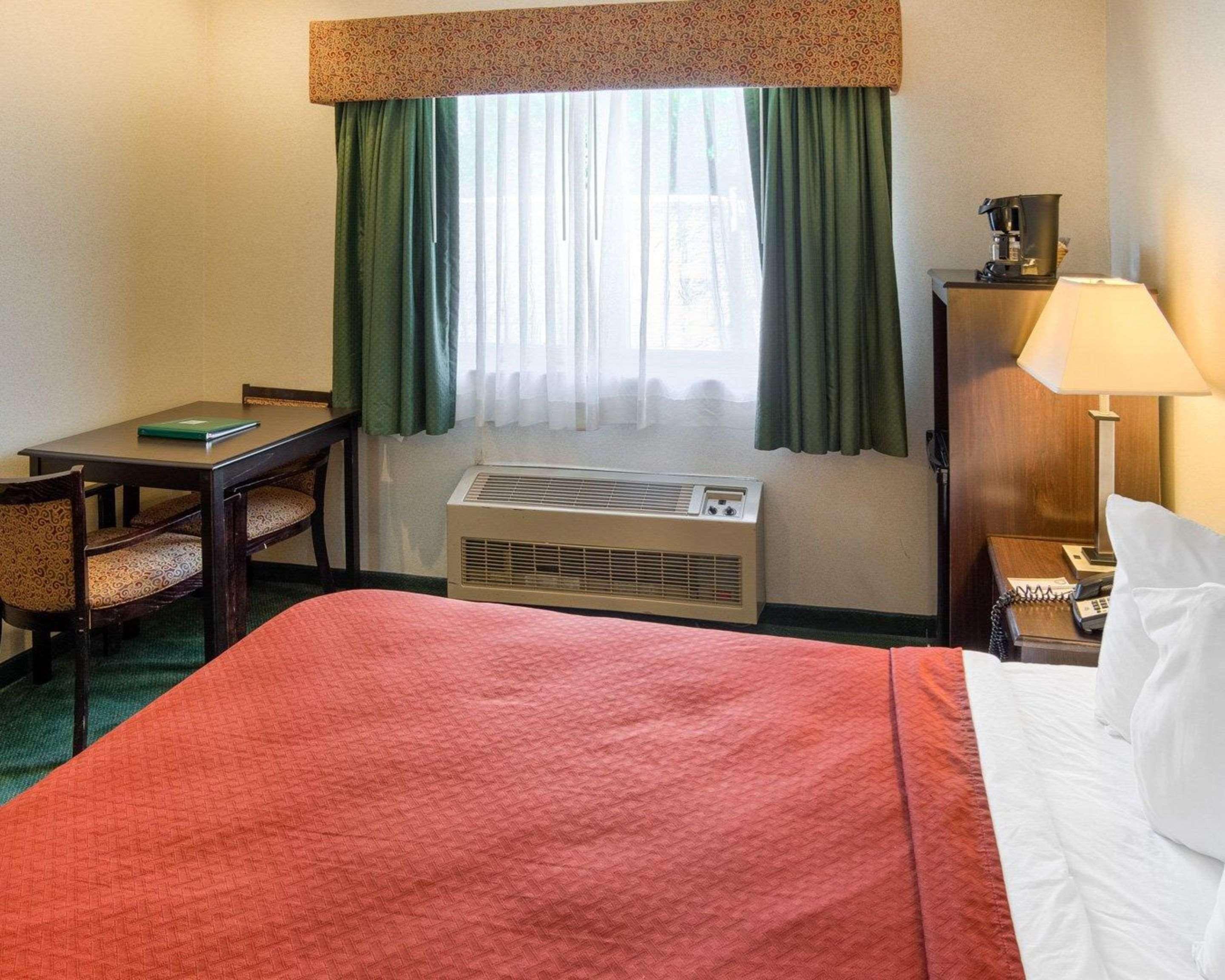 Inn Quality Near Northtown Mall & National Sports Center Coon Rapids